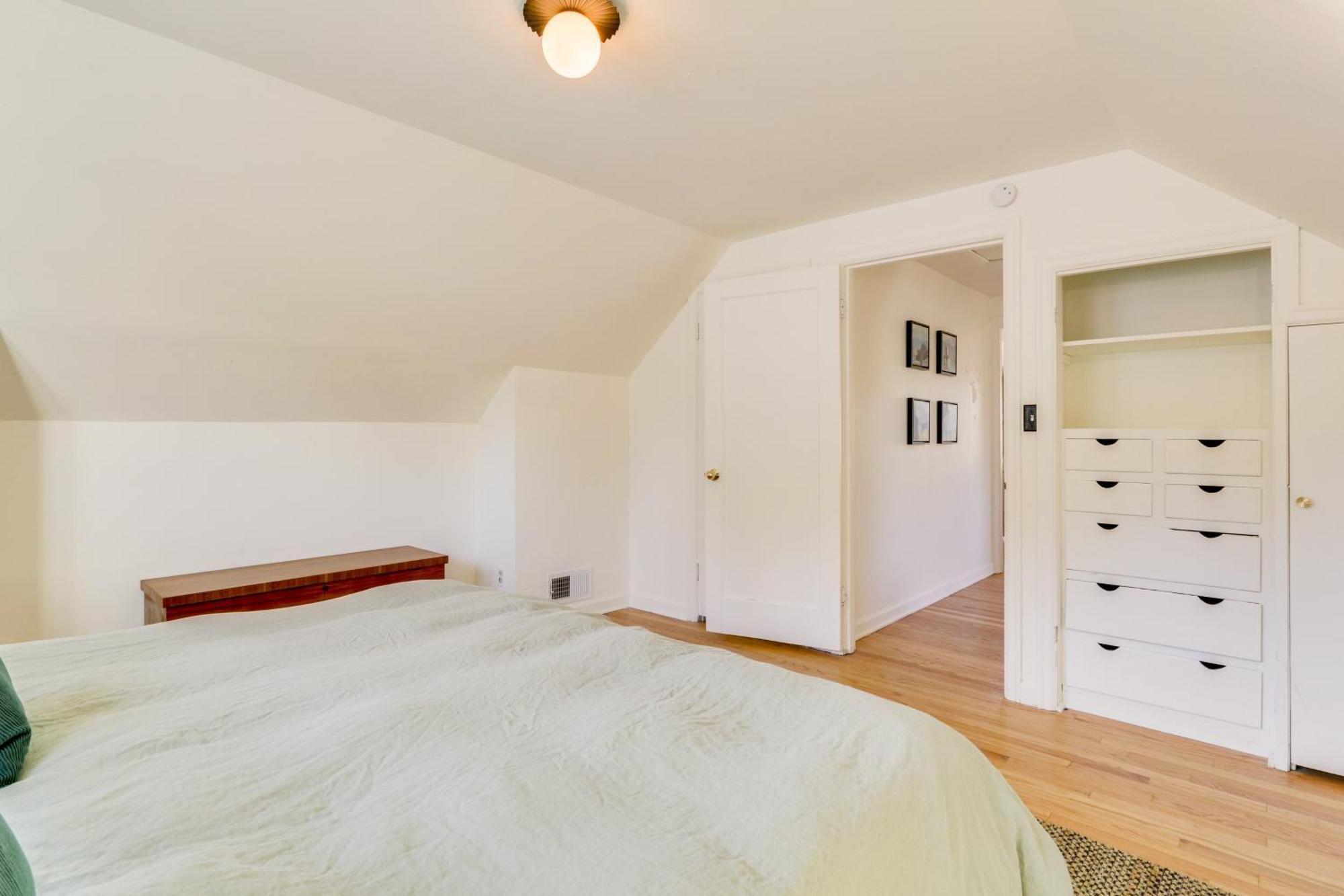 Centrally Located Pets Welcome! Holiday home Portland